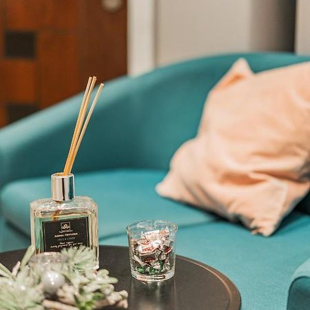 Zeus Design Mini Apartment Erlach #10 Wina Bagian luar foto