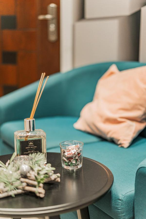 Zeus Design Mini Apartment Erlach #10 Wina Bagian luar foto